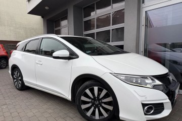 Salon Polska, Serwis ASO, Czujniki. Kamera